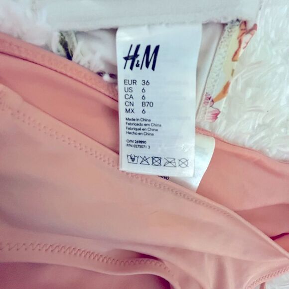 H&M Bandeau 2 piece Bikini - Picture 10 of 10